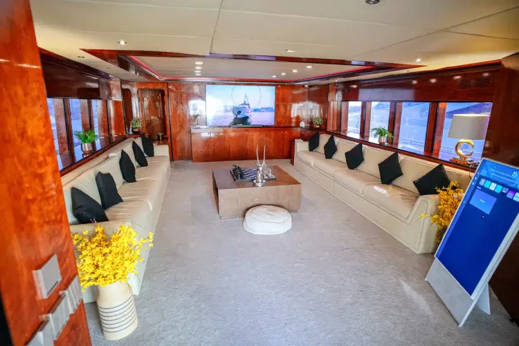 Yacht image
