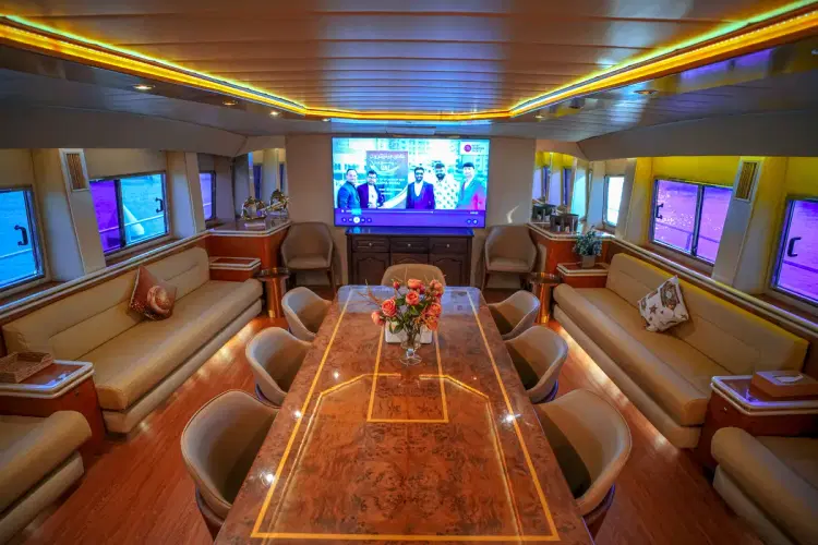 Yacht image
