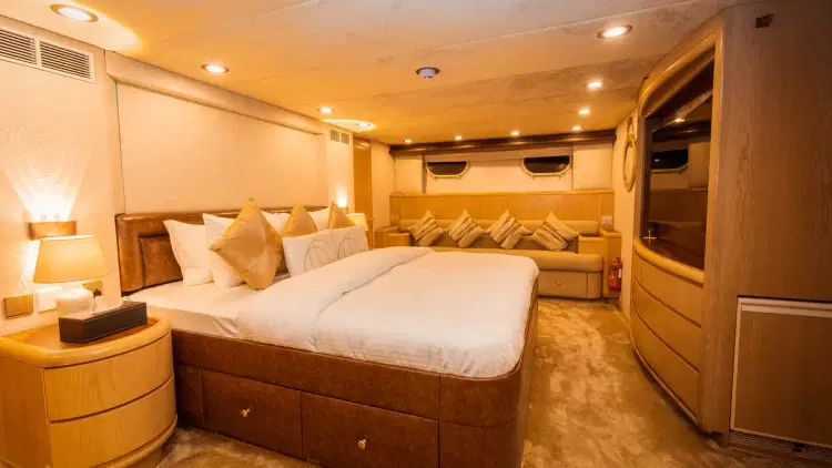 Yacht image