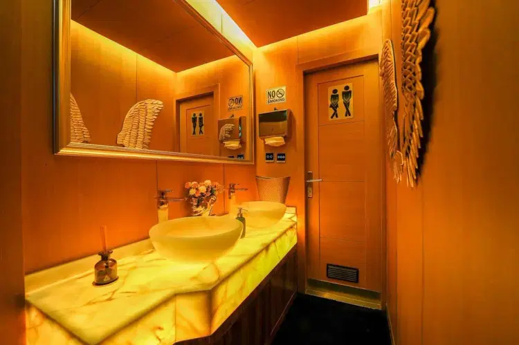 Yacht image